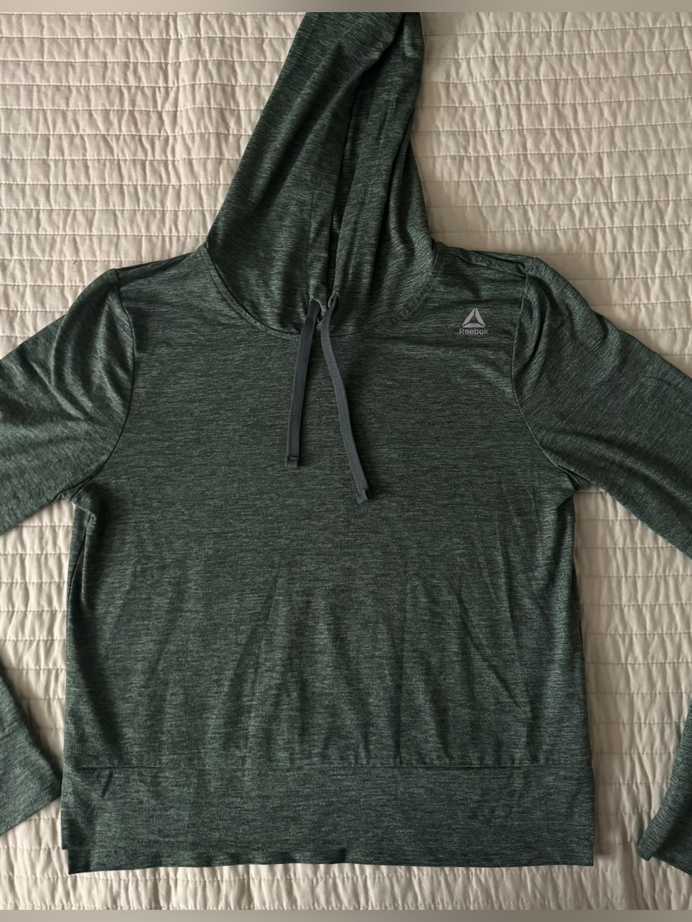 Reebok hooded long sleeve pullover